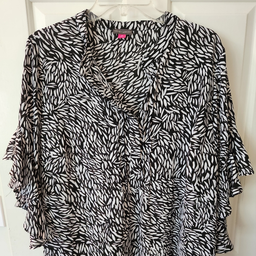 Vince Camuto blouse